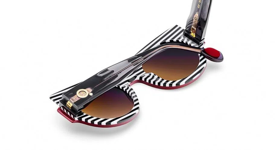 Etnia Barcelona IZZI Sunglasses - view 8